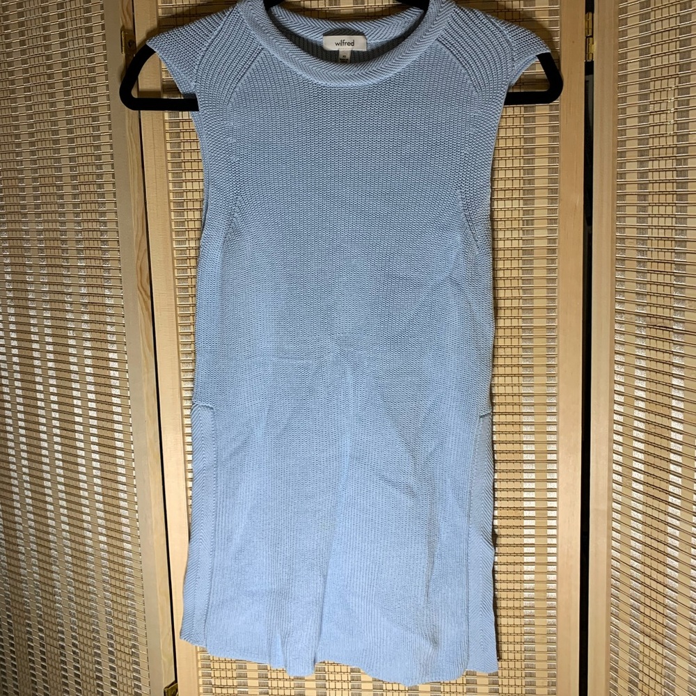 Light blue Aritzia Alfred tank sweater